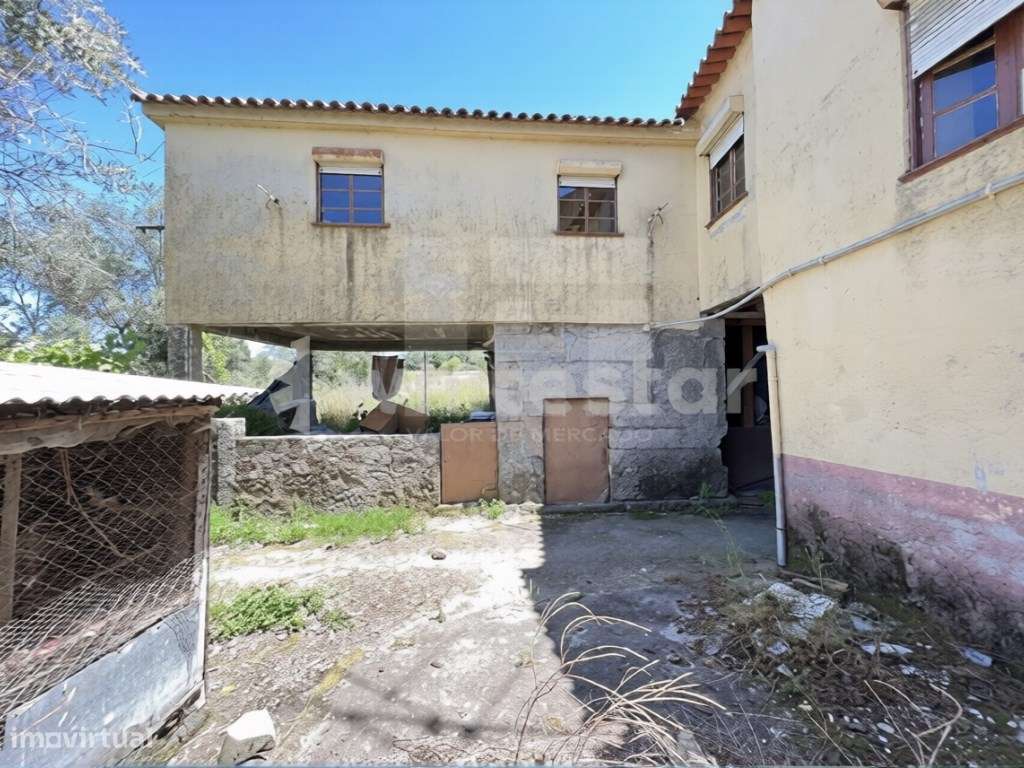 Moradia Geminada T4 - Gouveia - Grande imagem: 3/5