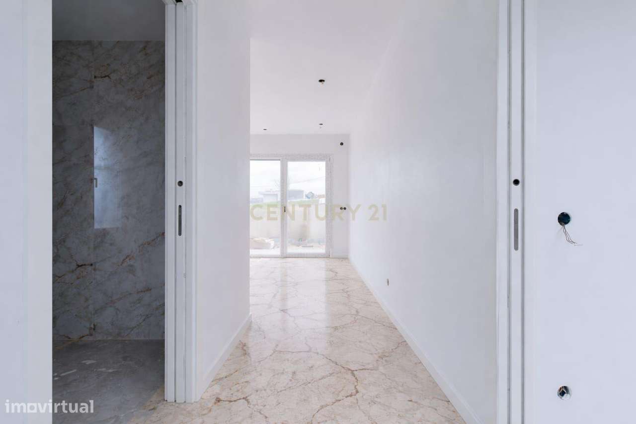 Moradia T4 | Individual | Construção Nova - Grande imagem: 3/19