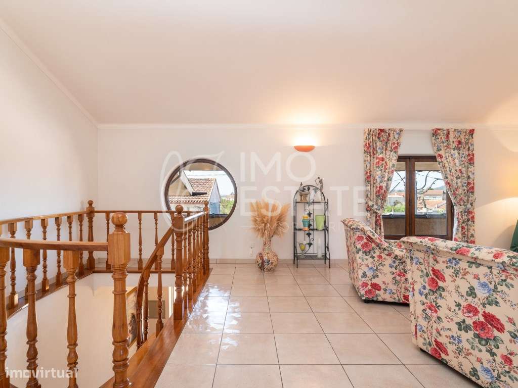 Moradia Isolada T4 Antuzede-21