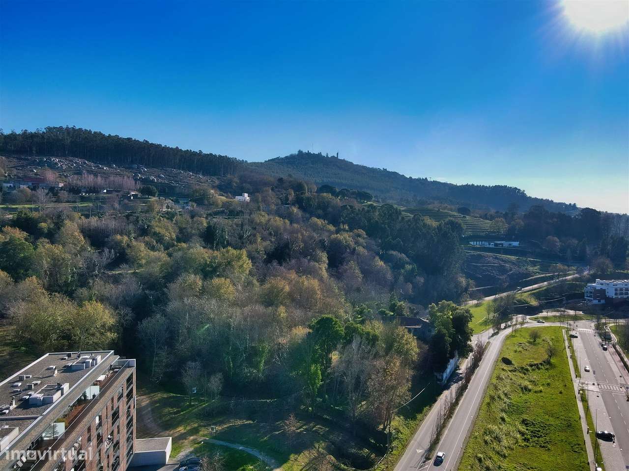 Terreno com 1675 m² - Grande imagem: 3/3