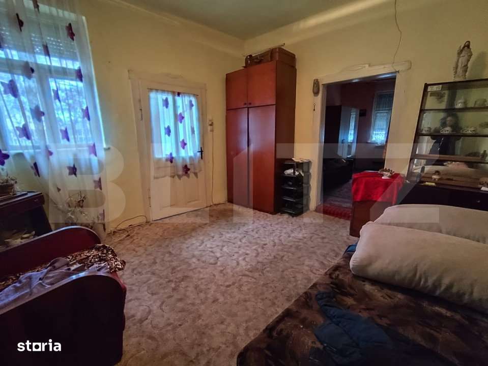 Casa cu Potential de Extindere, Teren Generos 2304 mp, utilitati compl - Imagine principală: 4/7