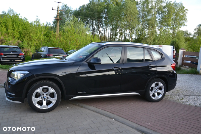 BMW X1 sDrive18d xLine - 12