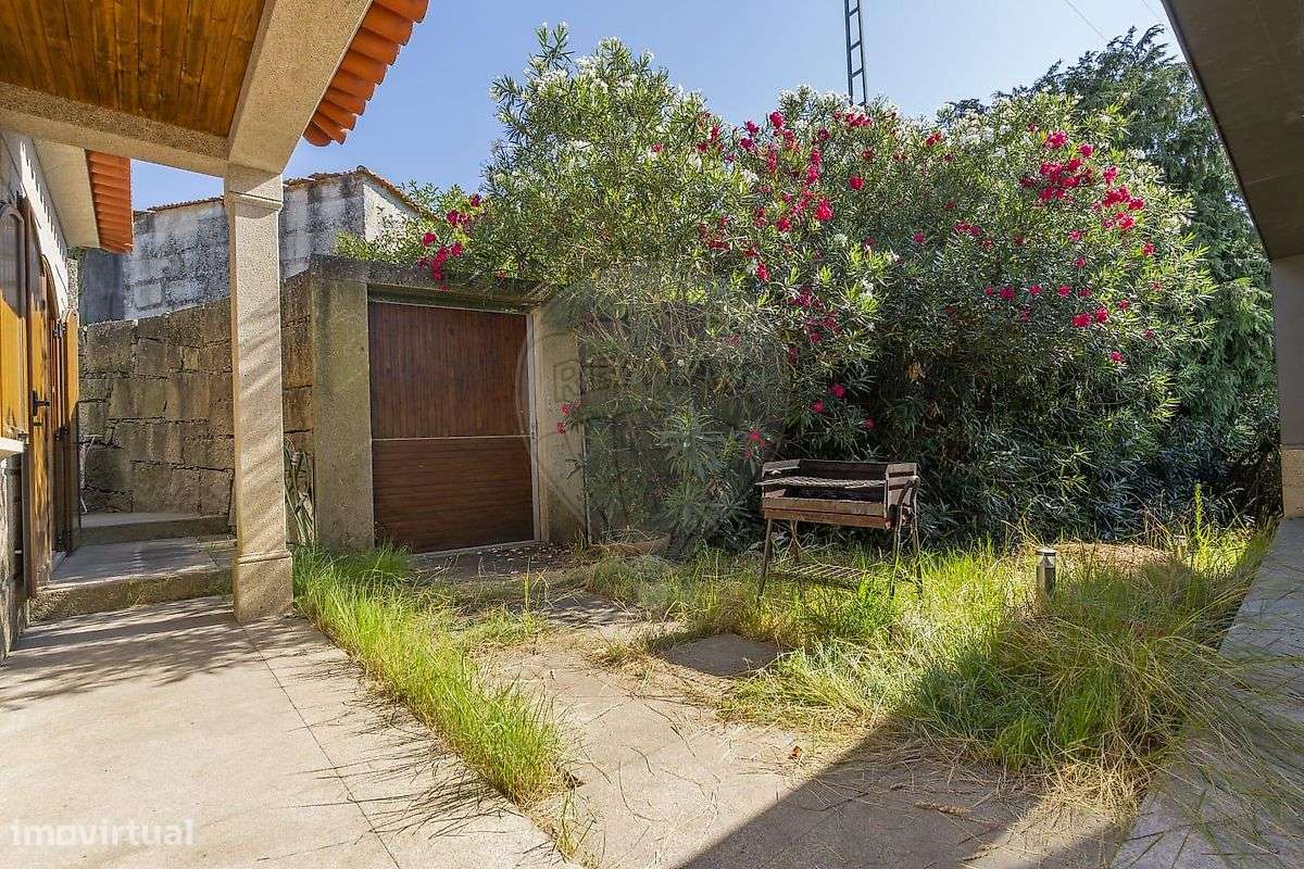 Moradia T4 para venda - Grande imagem: 4/23