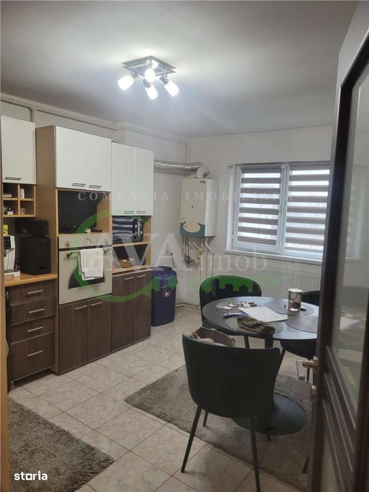 Apartament 3 camere decomandat zona Mioritei-7