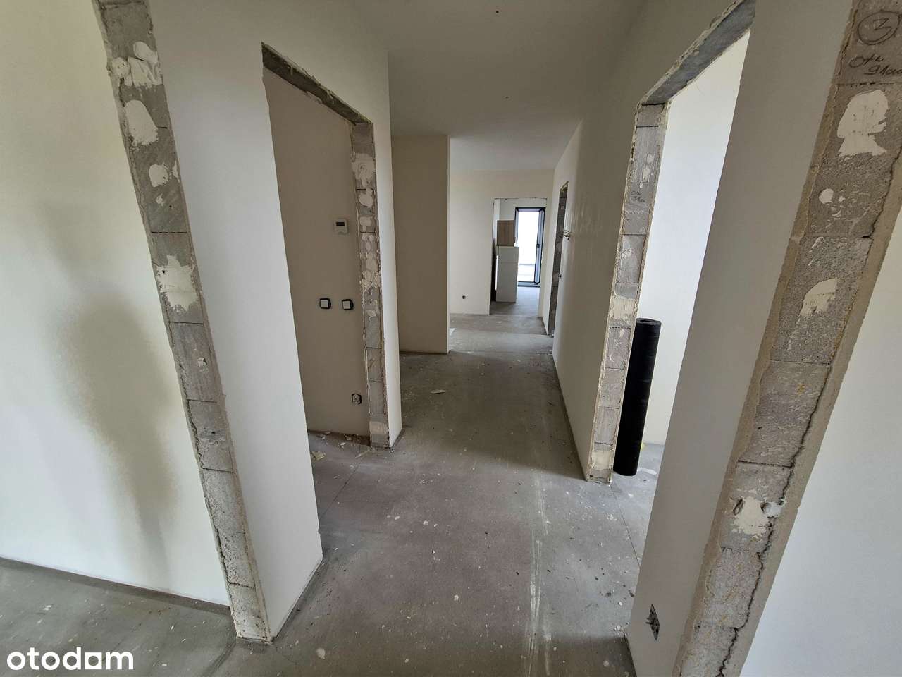 Przestronny i funkcjonalny dom z potencjałem – Dąbrówka Tczewska-14