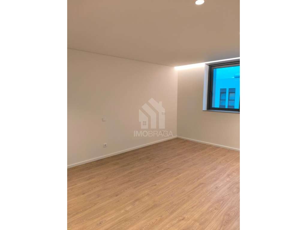 Venda Apartamento T3 Novo, em Ferreiros - Pronto a Habitar-21