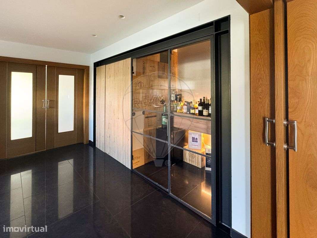 Moradia T5 para venda - Grande imagem: 4/37