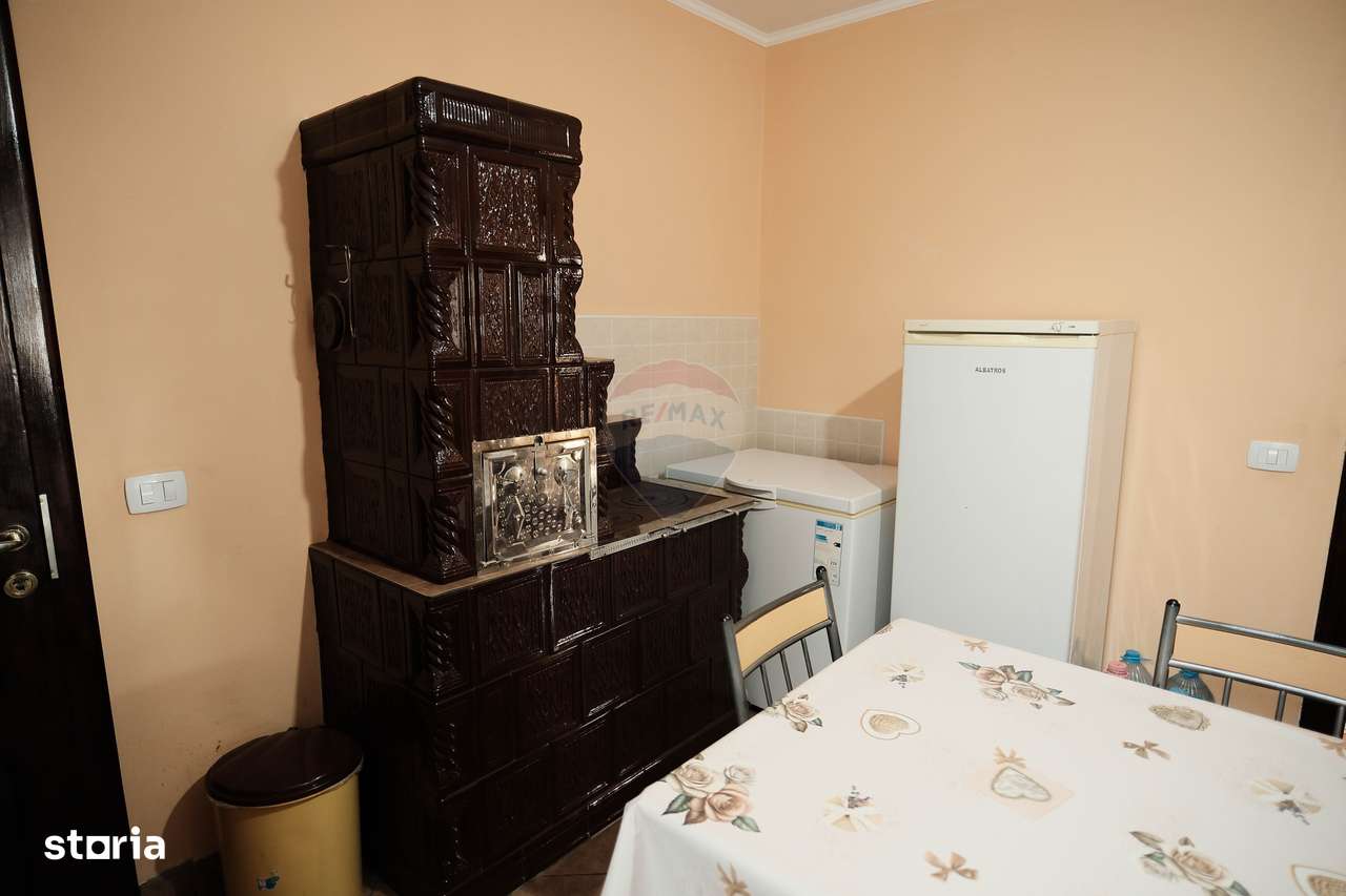 Casă  de vanzare in orasul Solca-15