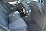 Mercedes-Benz Klasa C 250 d 4Matic T 9G-TRONIC - 10