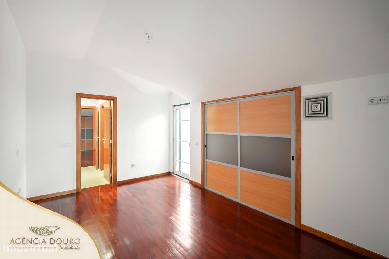 Moradia T4 em Santarém-21