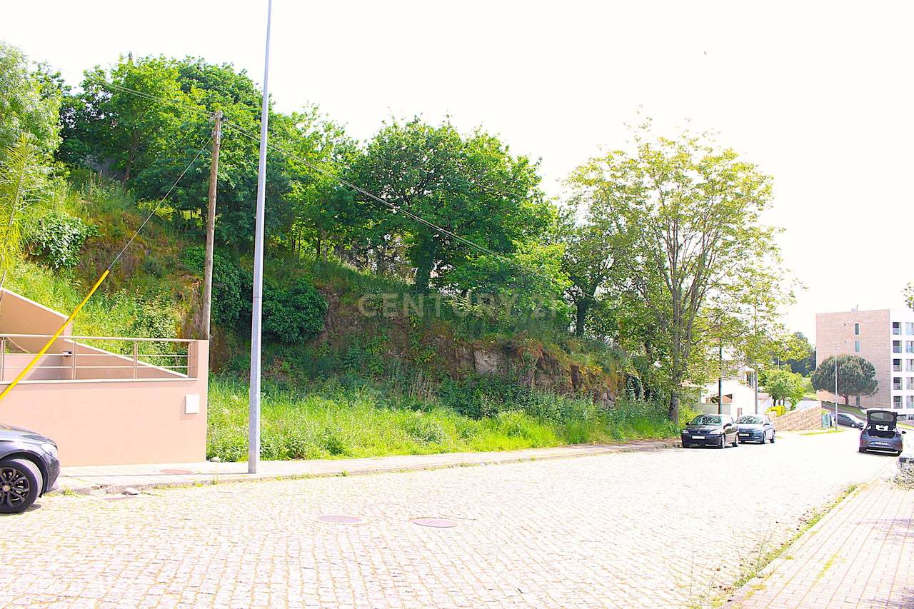 Lote para construção - 500m2 - Santa Luzia, Penafiel-3