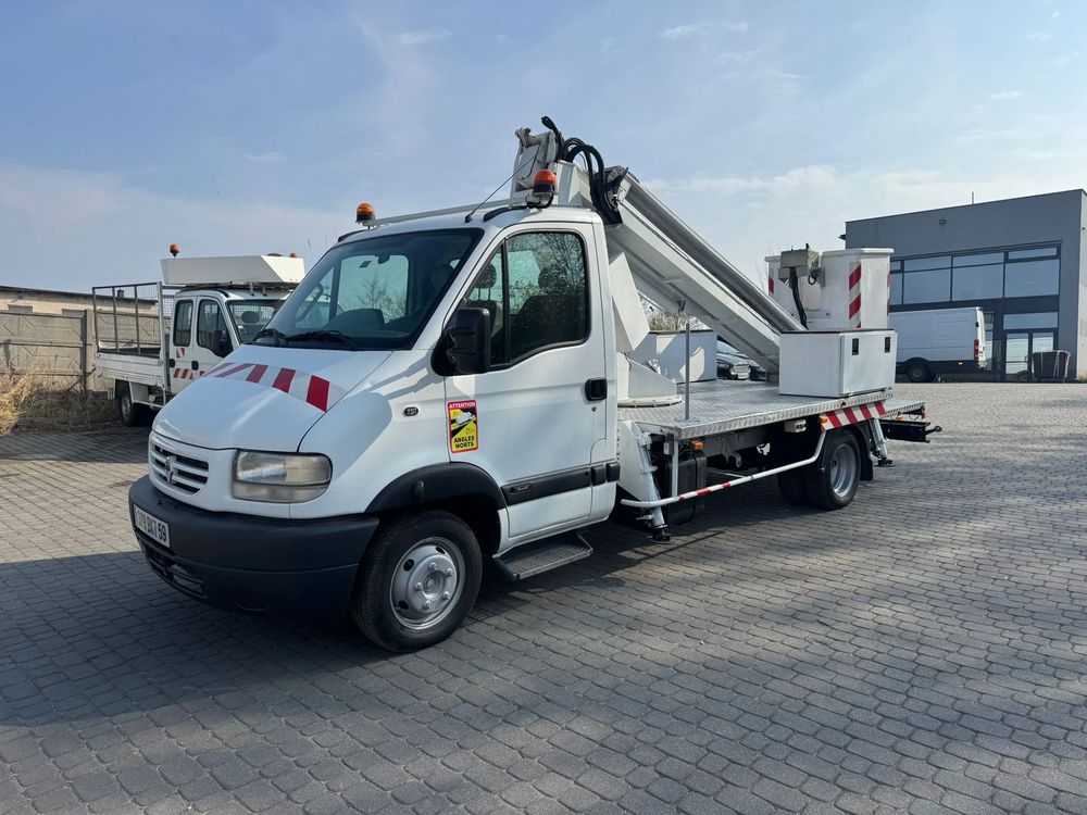 Renault Mascott 2004