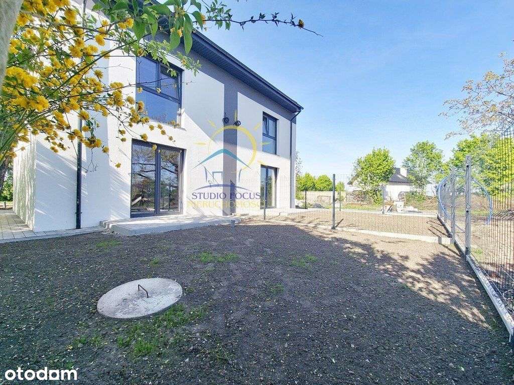 Funkcjonalny dom typu bliźniak (75 m²)-4