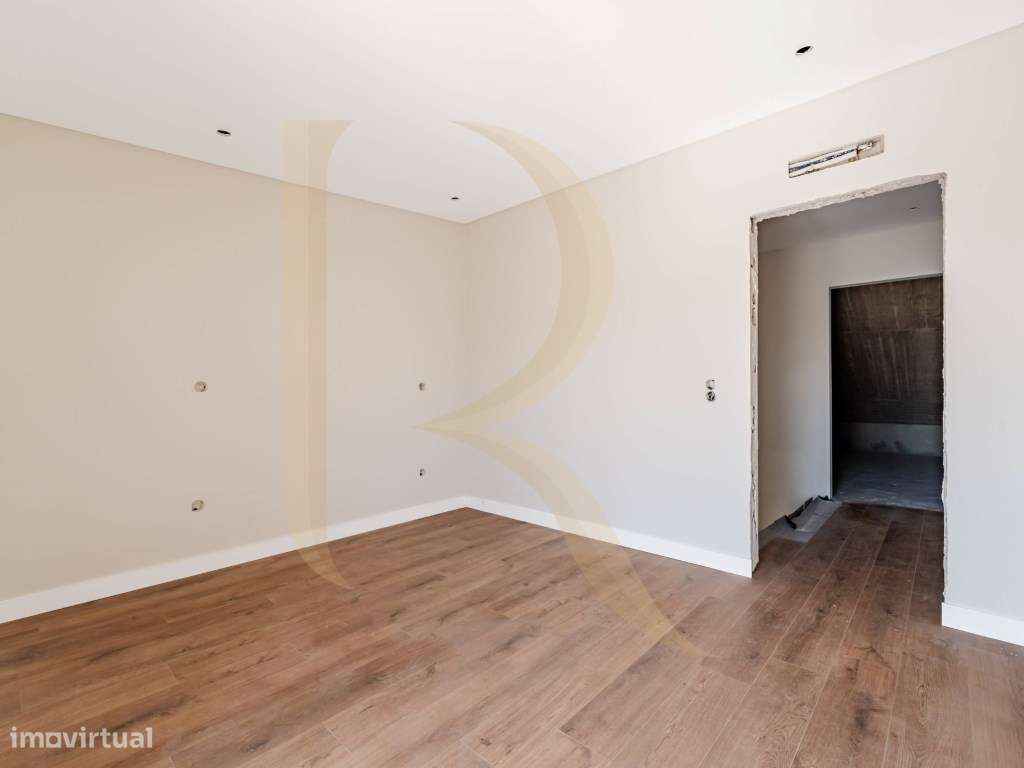 Moradia T4 nova com logradouro nas Paivas - Amora - Seixal-41