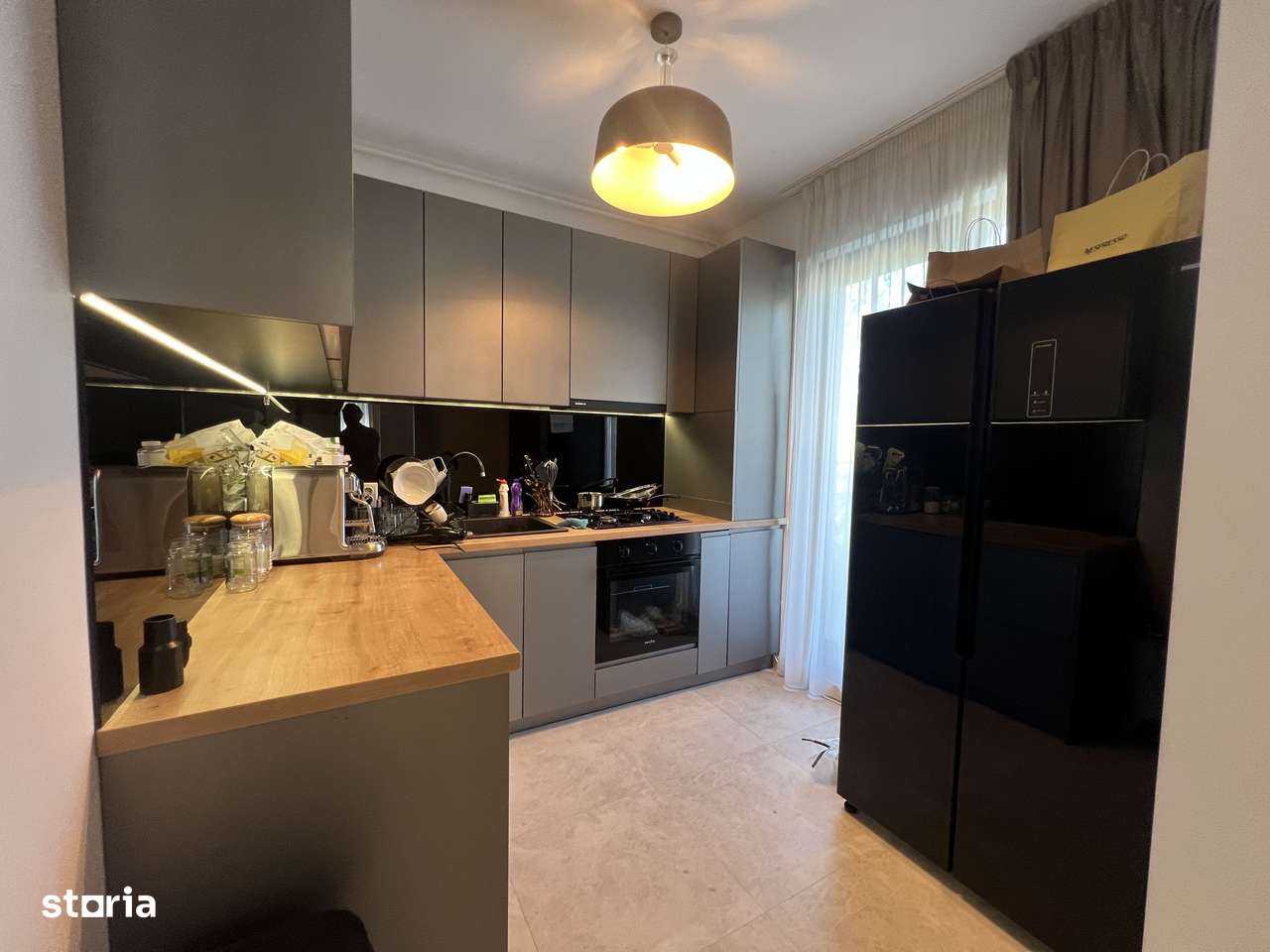 Sisesti 3 camere 73,6 mp 2 bai 2 balcone mobilat/utilat 6 min metrou - Imagine principală: 2/20