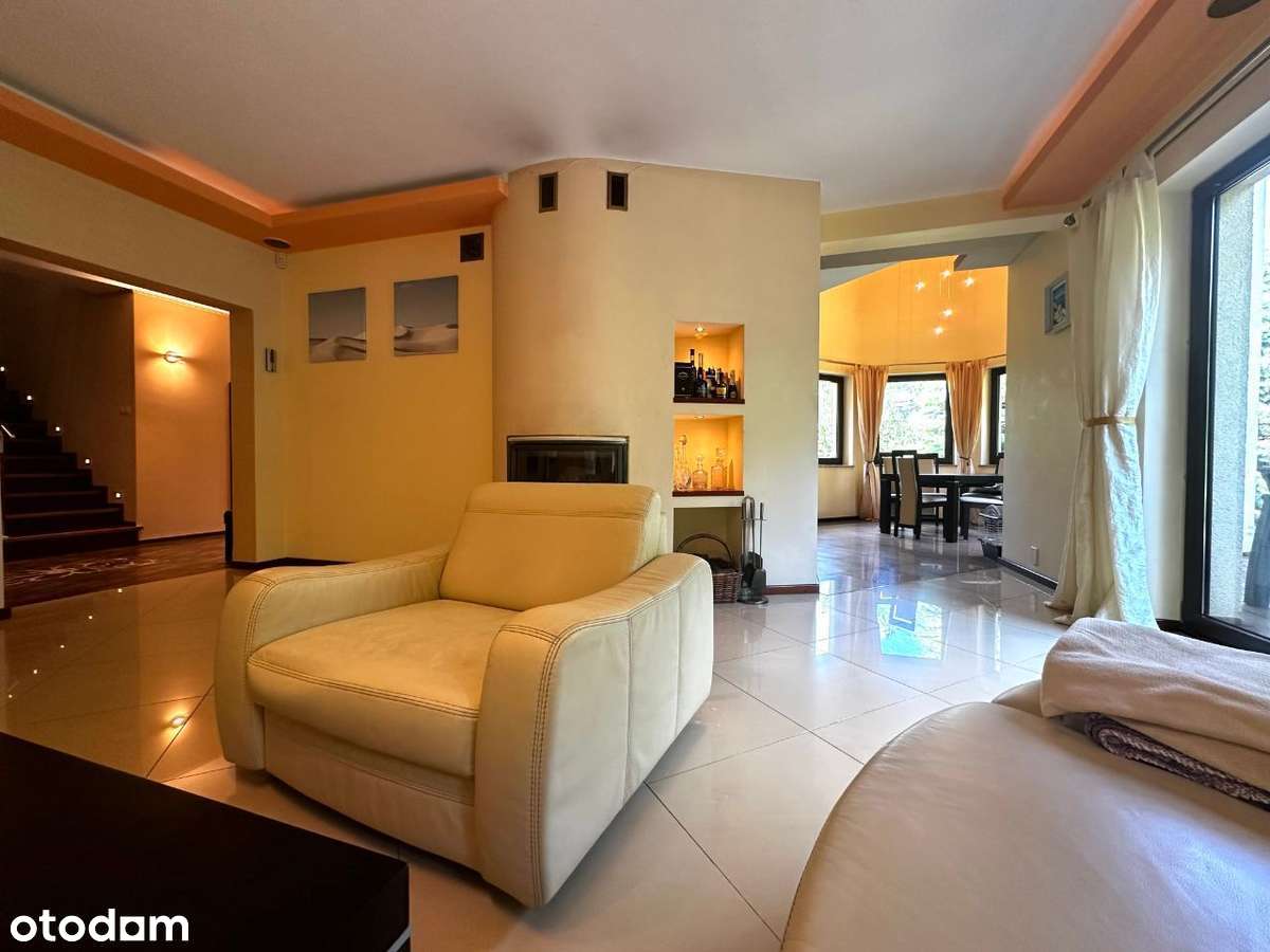 Rezydencja na pięknej, dużej działce w Krzywcu.-5