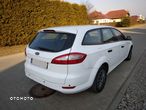 Ford Mondeo 2.0 Ambiente - 6