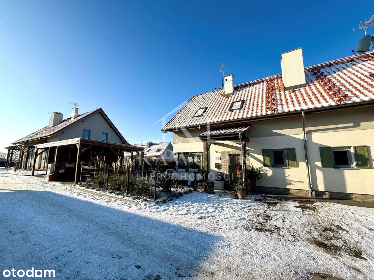 Komfortowy Dom W Zabudowie Bliźniaczej - Lux-0