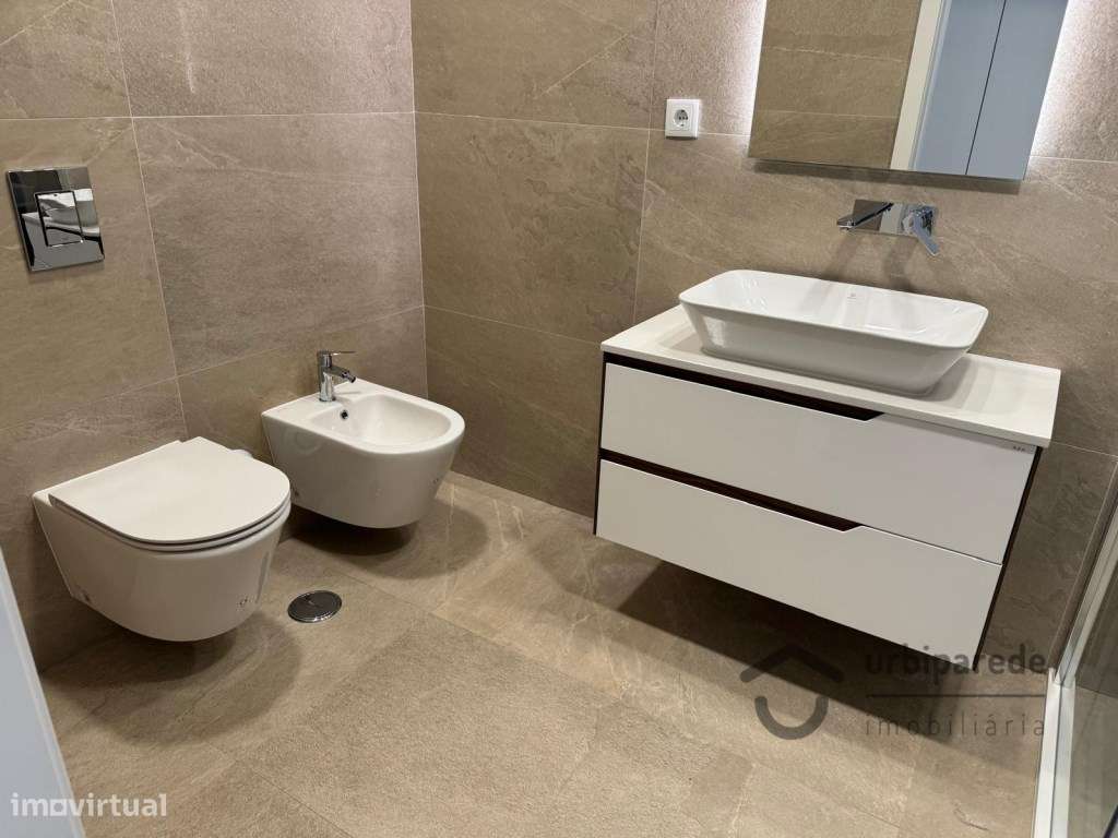 Apartamento T3 a estrear em Carcavelos-19