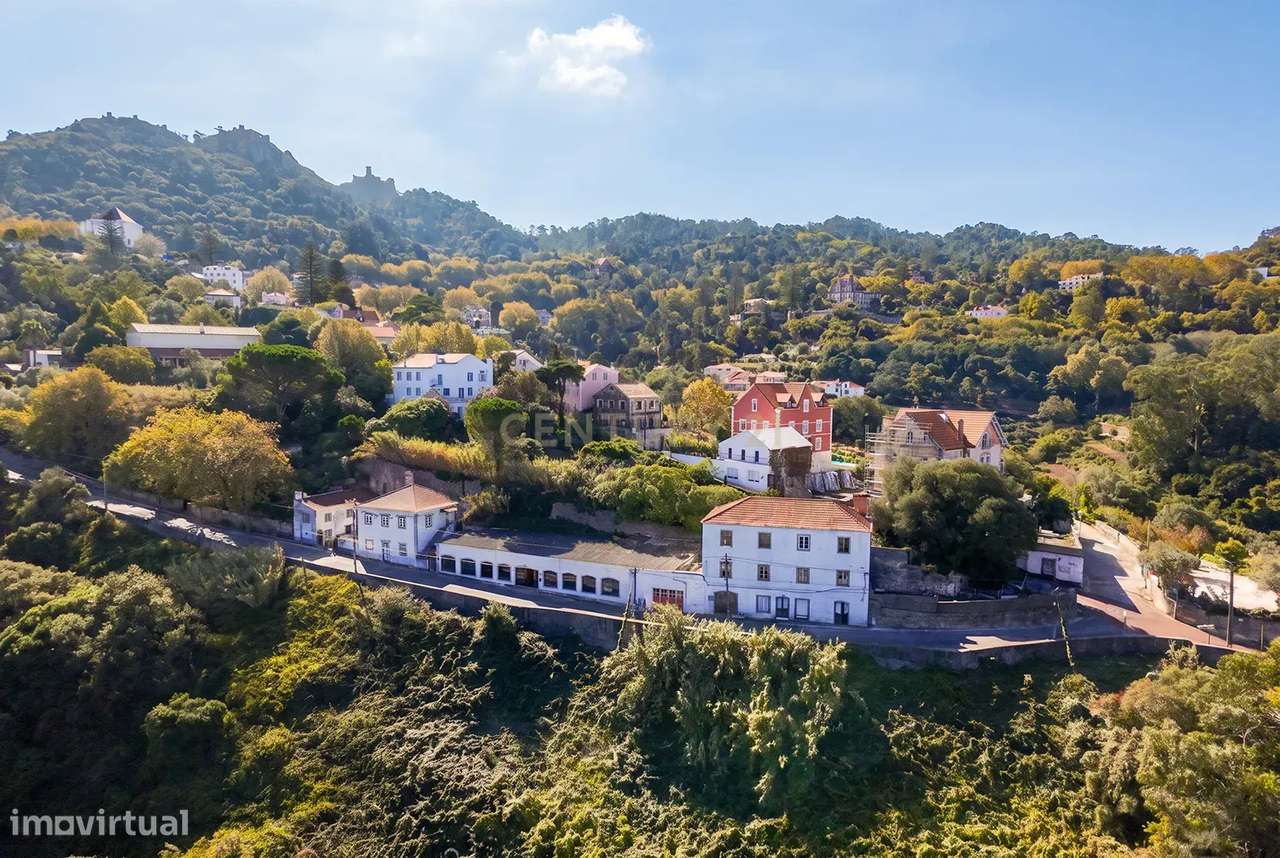 Hotel de 4 Estrelas com Projeto Aprovado e Mobilidade Única na Vila de-11