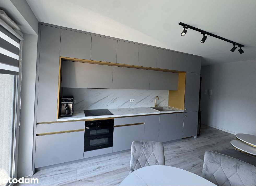 Sprzedam  3-pokojowe, słoneczne mieszkanie z dużym balkonem w centrum - Pełny obrazek: 5/18