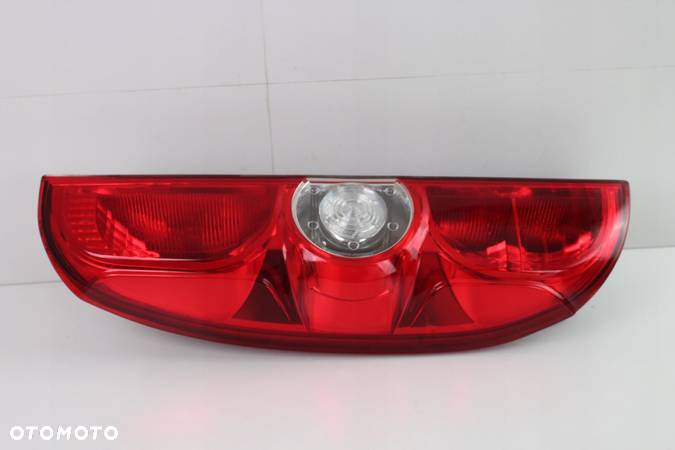 LAMPA LEWY TYŁ TYLNA FIAT DOBLO II 10-14R - 1