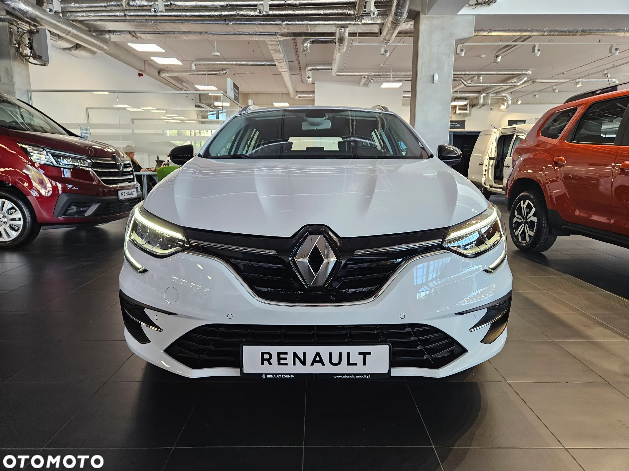 Renault Megane 1.3 TCe FAP Equilibre EDC - 4