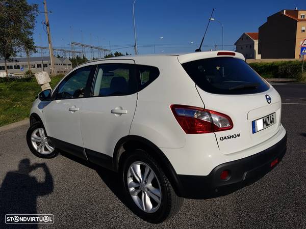 Nissan Qashqai 1.5 dCi Tekna Premium 17 129g - 3