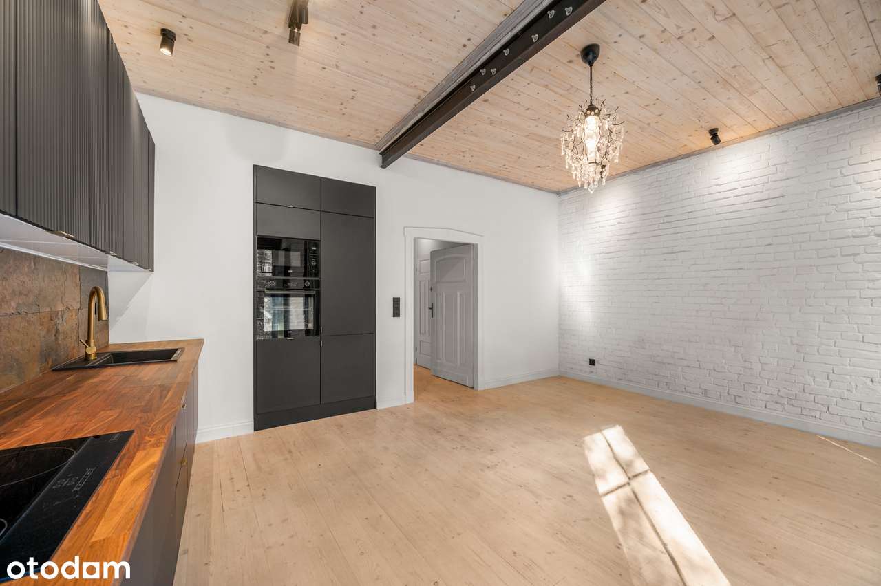 Na sprzedaż apartament z ogródkiem w ścisłym Śródmieściu Katowic!-3