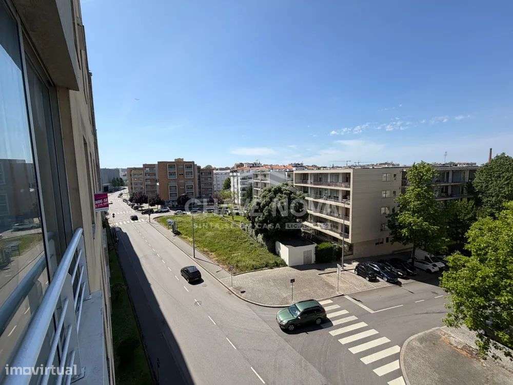 Apartamento T2 em Mafamude | Junto à Nova Linha do Metro Rubi-5