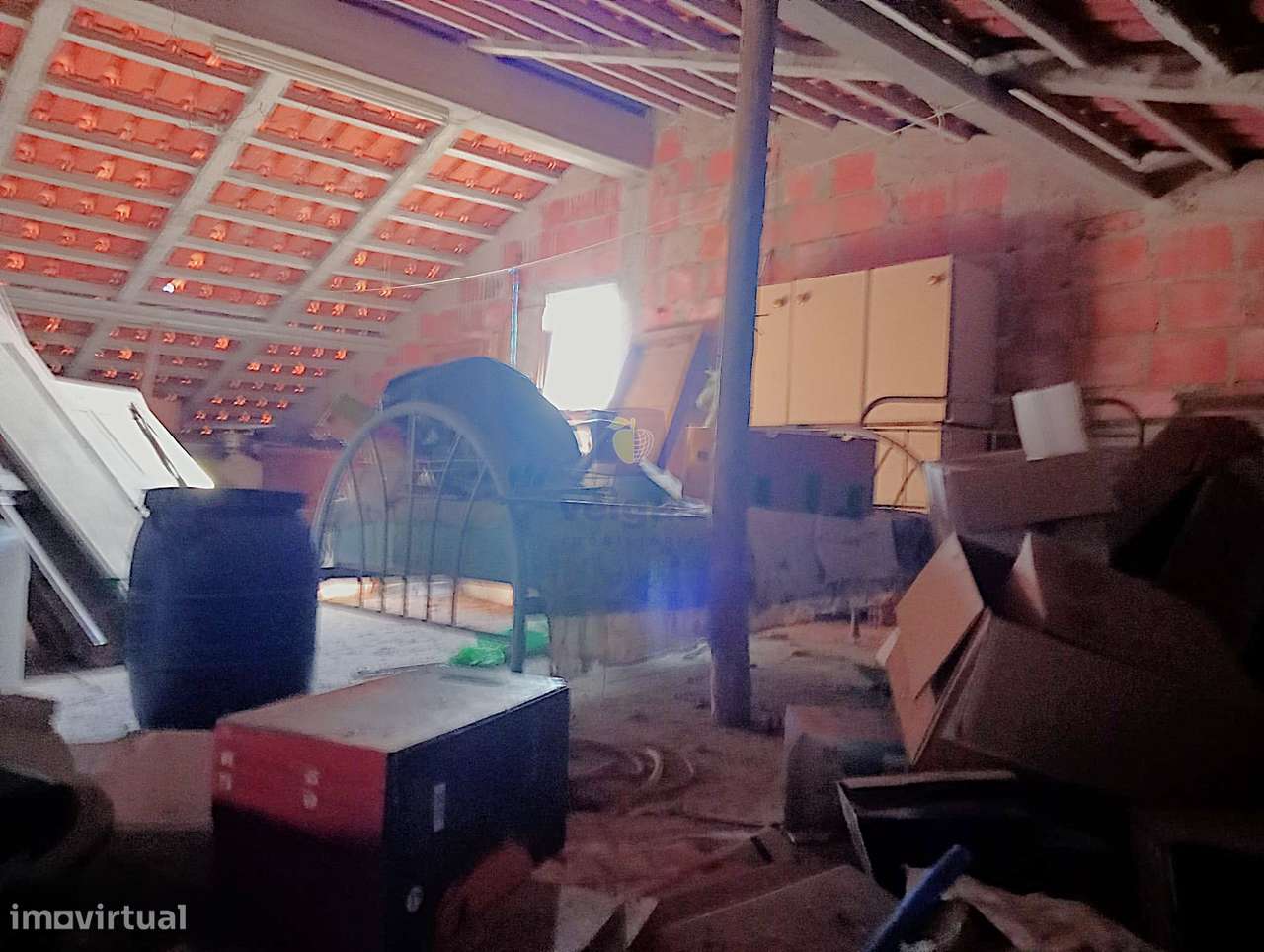 Moradia térrea isolada T3 em Vila Cã, Pombal, com sótão e terreno com-19