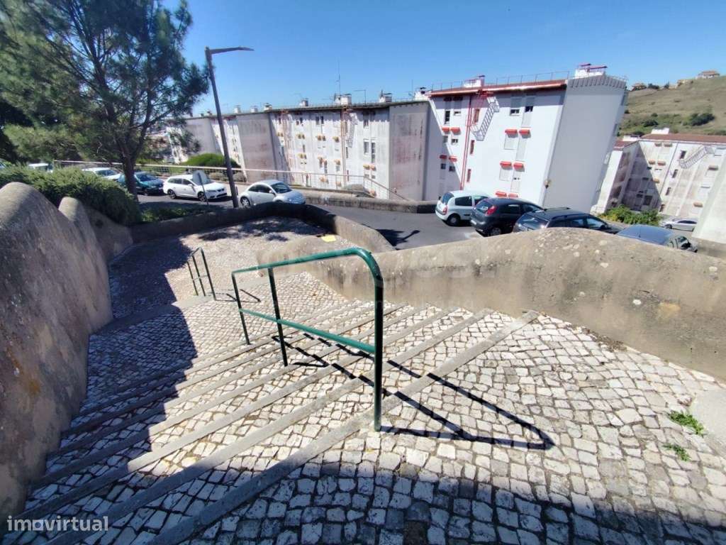 T3 com Marquise e Arrecadação 85m2 - Oportunidade em Zona Tranquila - Grande imagem: 1/14