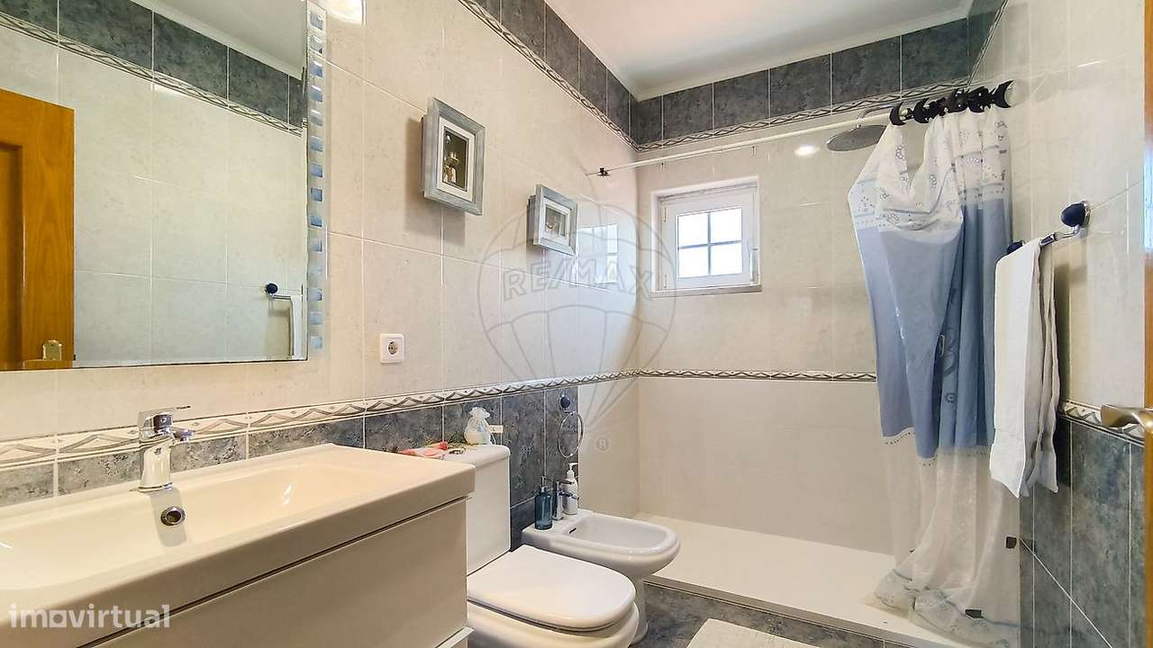 Moradia T5 para venda-26