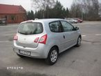 Renault Twingo - 4