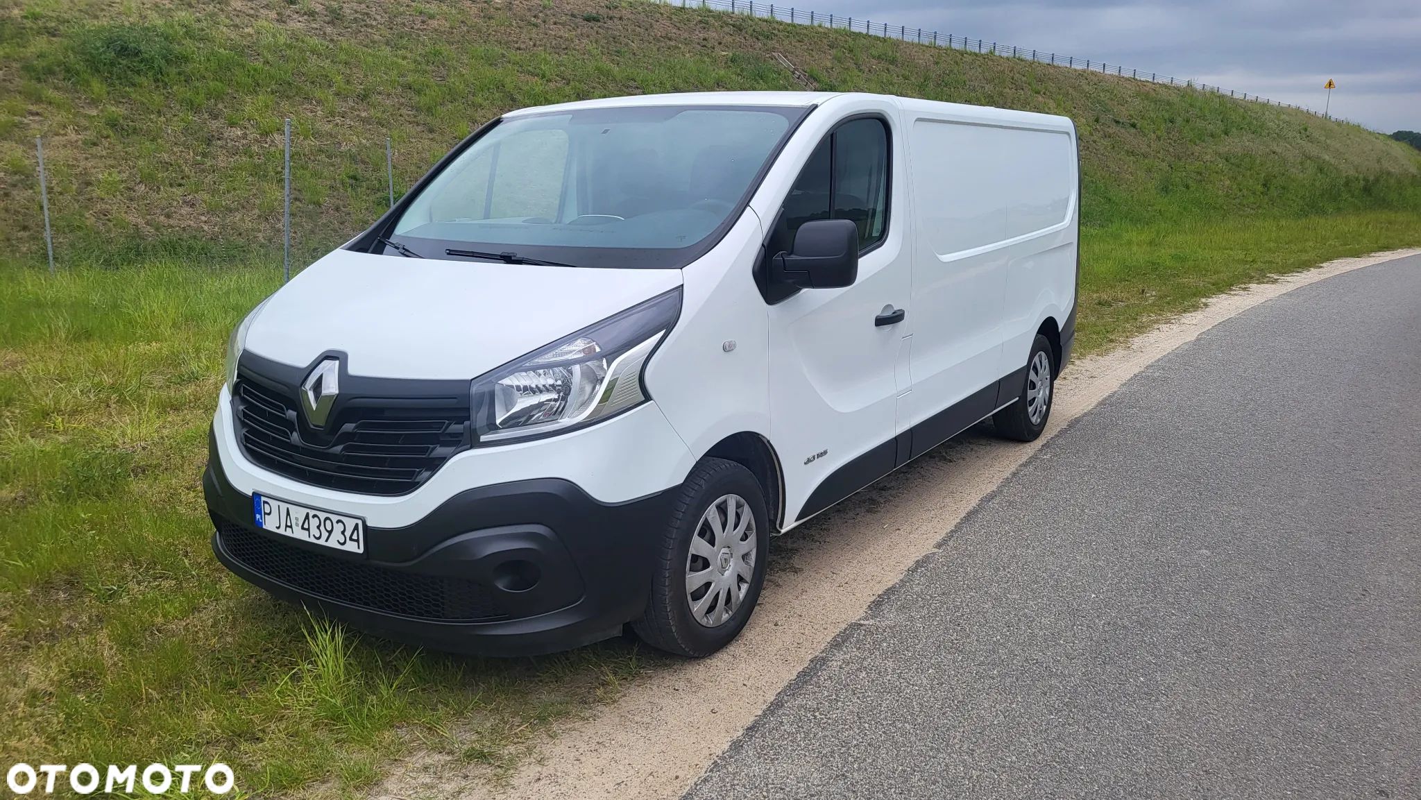 Renault Trafic - 1