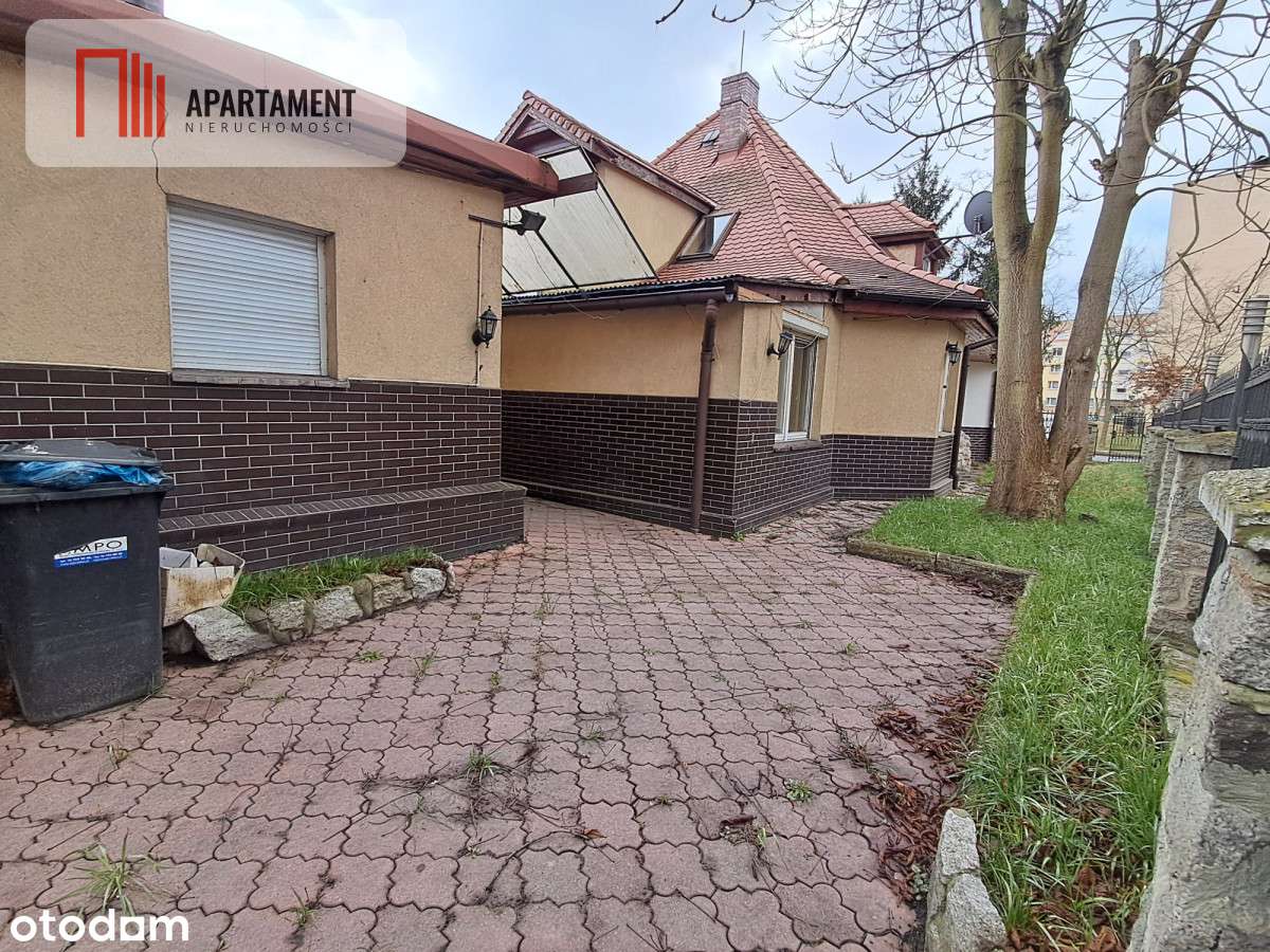 Przestronne mieszkanie z garażem!-7