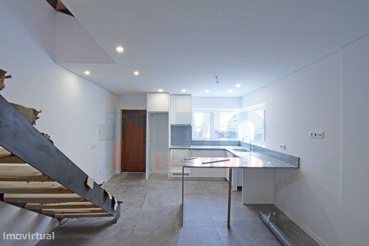 Moradia V2 Nova - Centro do Fundão - Grande imagem: 5/23