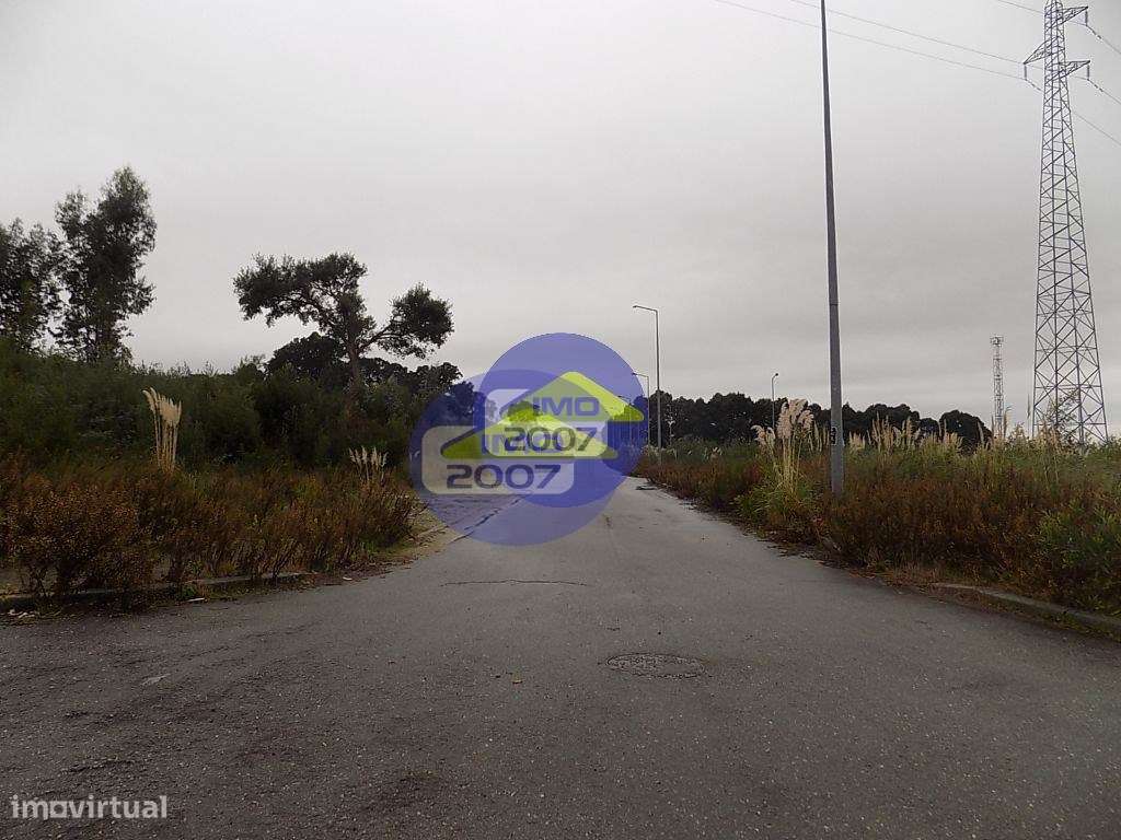 Lotes em São Paio de Oleiros - Grande imagem: 3/16