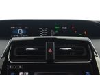 Toyota Prius 1.8 Plug-In Luxury+Pele - 14
