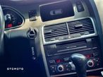 Audi Q7 3.0 TDI DPF clean diesel Quattro Tiptronic - 11