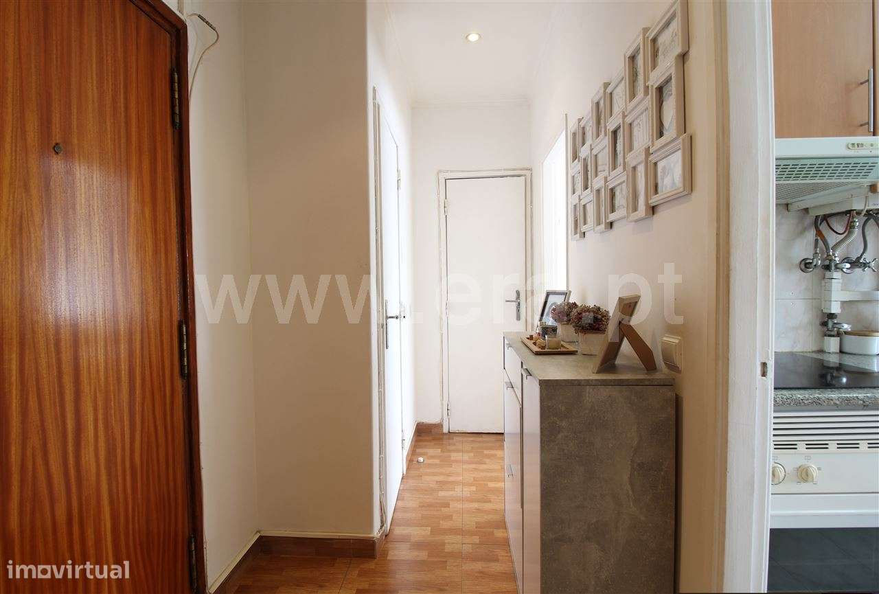 Apartamento T1 ; Cova da Piedade-0