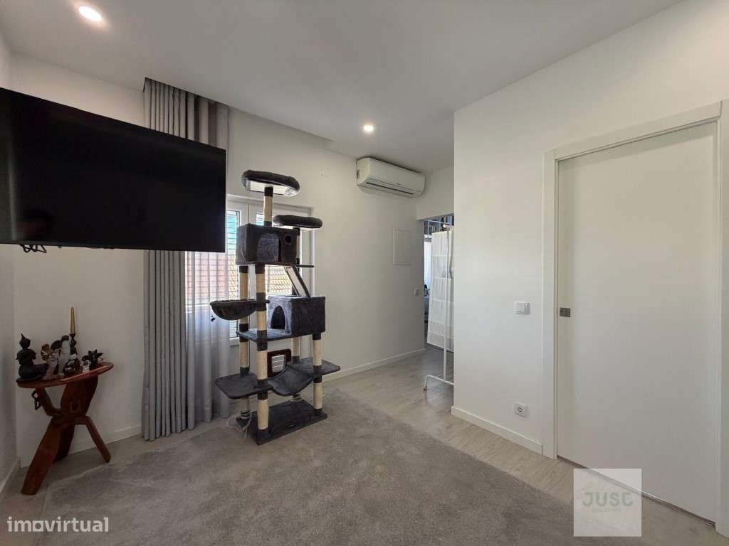 moradia t5 -bairro da milharada- Loures-32