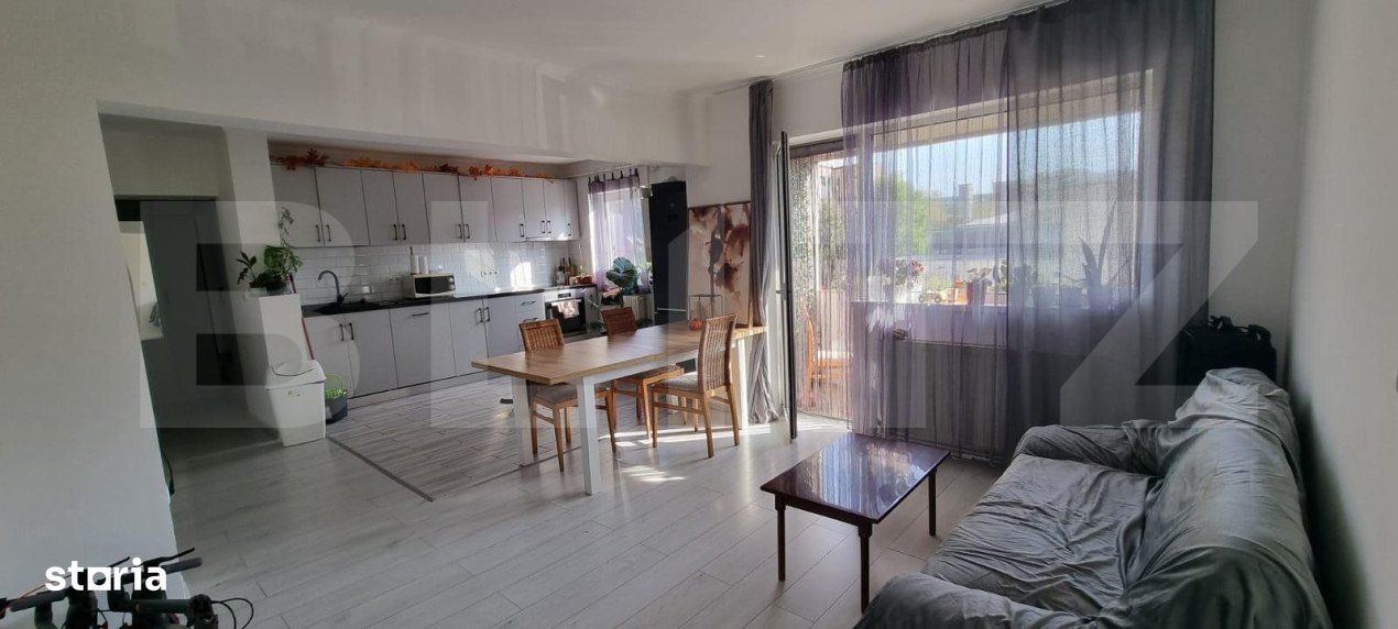 Apartament 4 camere,zona Micro15 et.1/10 LIFT