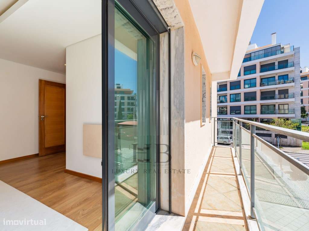 Apartamento T4 nos Terraços do Marquês c/ Garagem | Oeiras-47