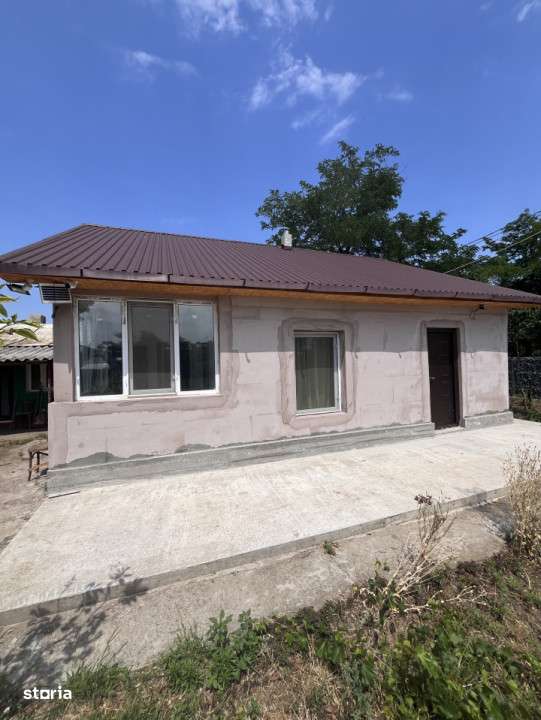 Casa de vacanta - Munteni Buzau - Jutetul Ialomita - Curte 2000mp - Imagine principală: 5/15