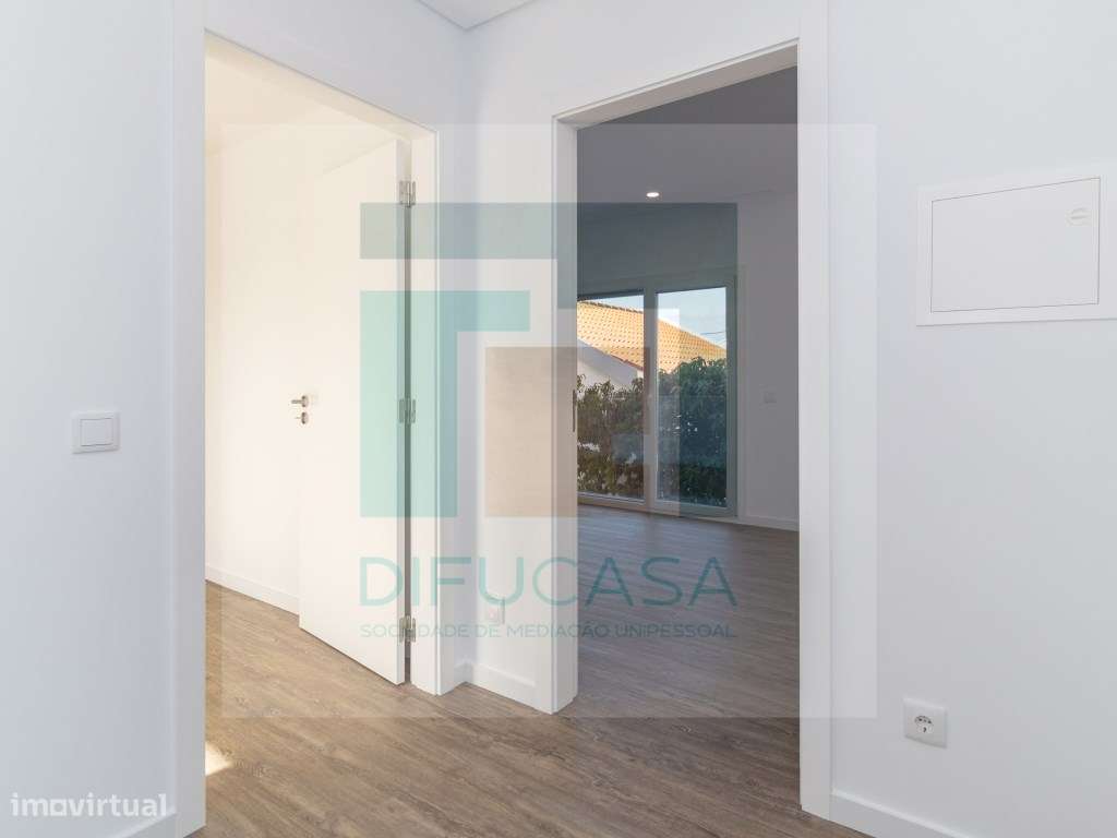 Moradia Geminada T3 + escritorio-21