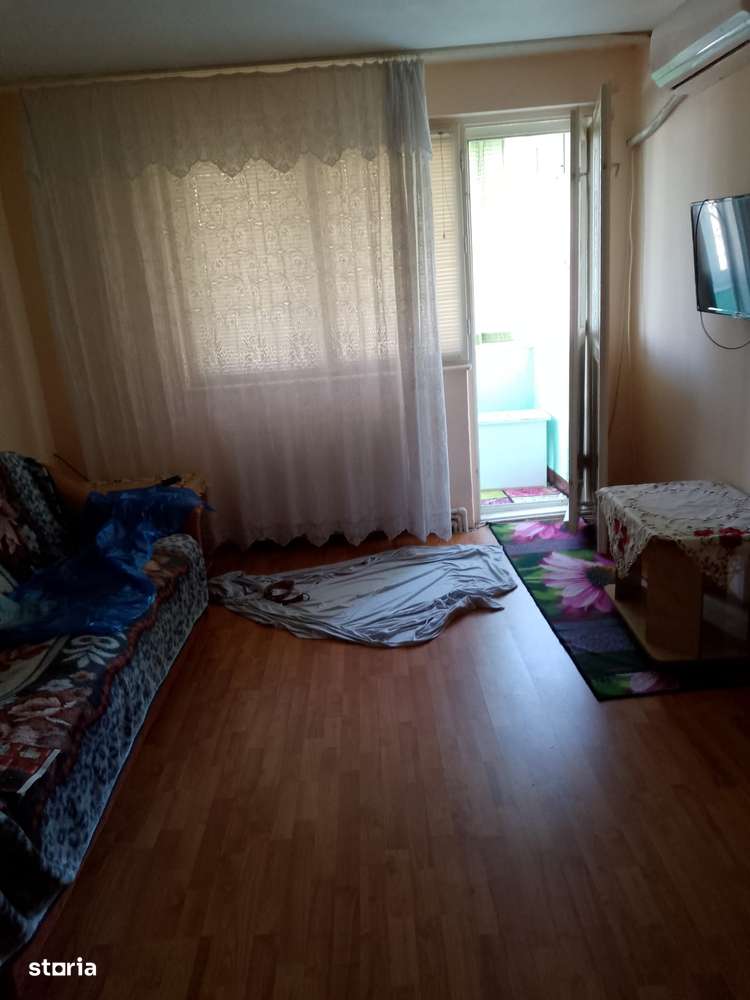 De Vanzare Apartament cu 2 camere zona Plantelor-0