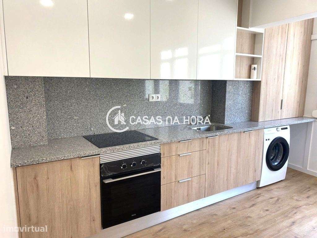 Apartamento T2 Totalmente Remodelado em Cacilhas - Grande imagem: 4/25
