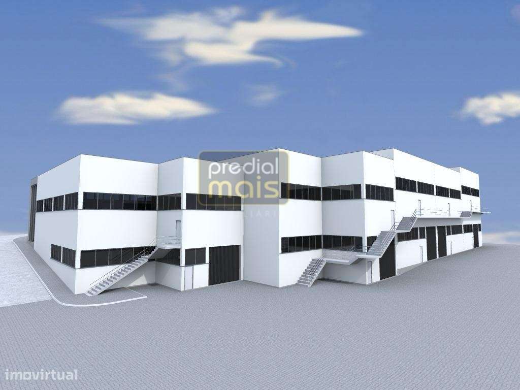 PAVILHÃO INDUSTRIAL - VILARINHO - Grande imagem: 4/5