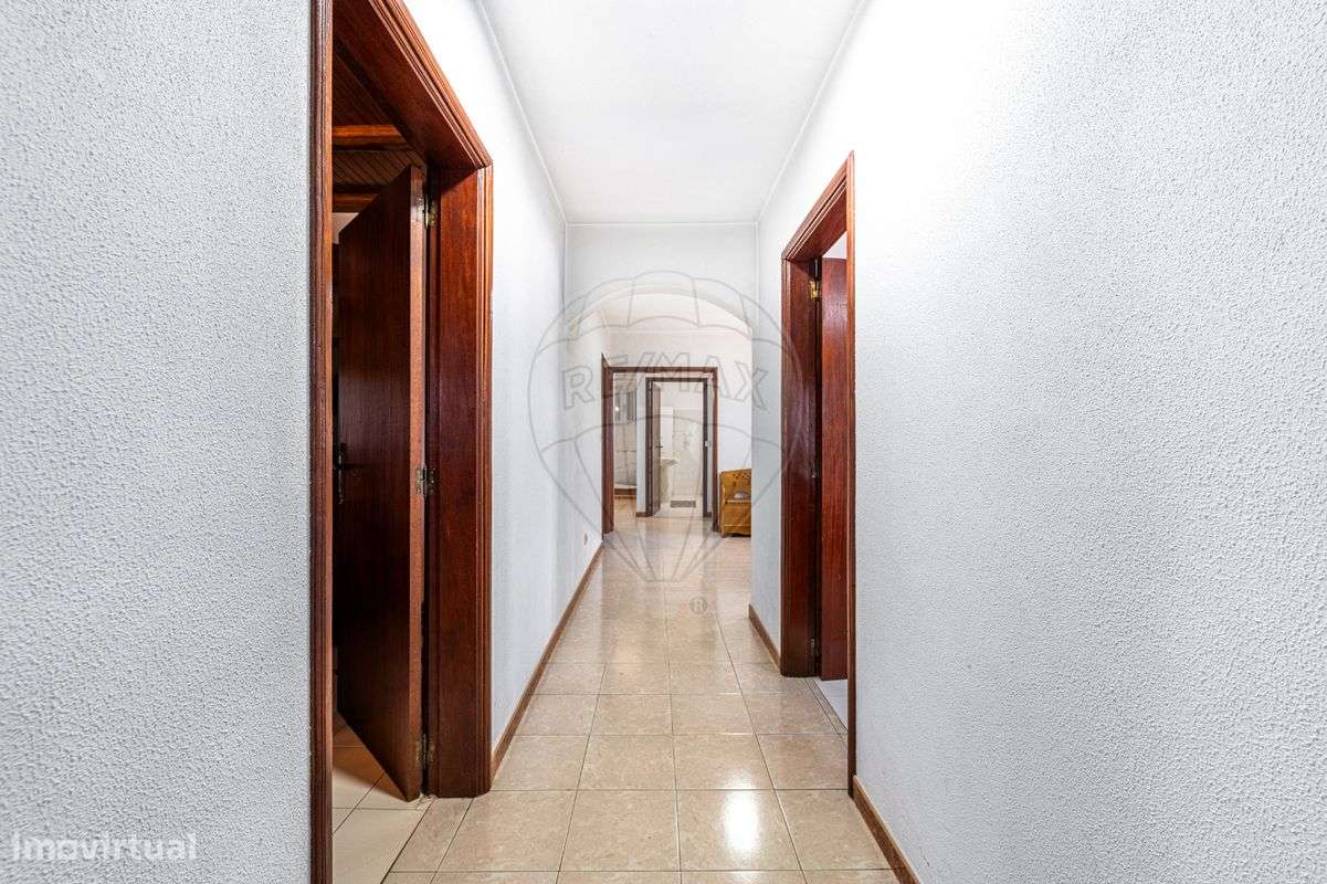 Moradia T4 para venda - Grande imagem: 2/37